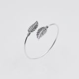 Bracelet jonc doucle feuille argent 359689