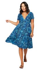 Robe courte décolletée bleue à manches coutres Brunette 338683